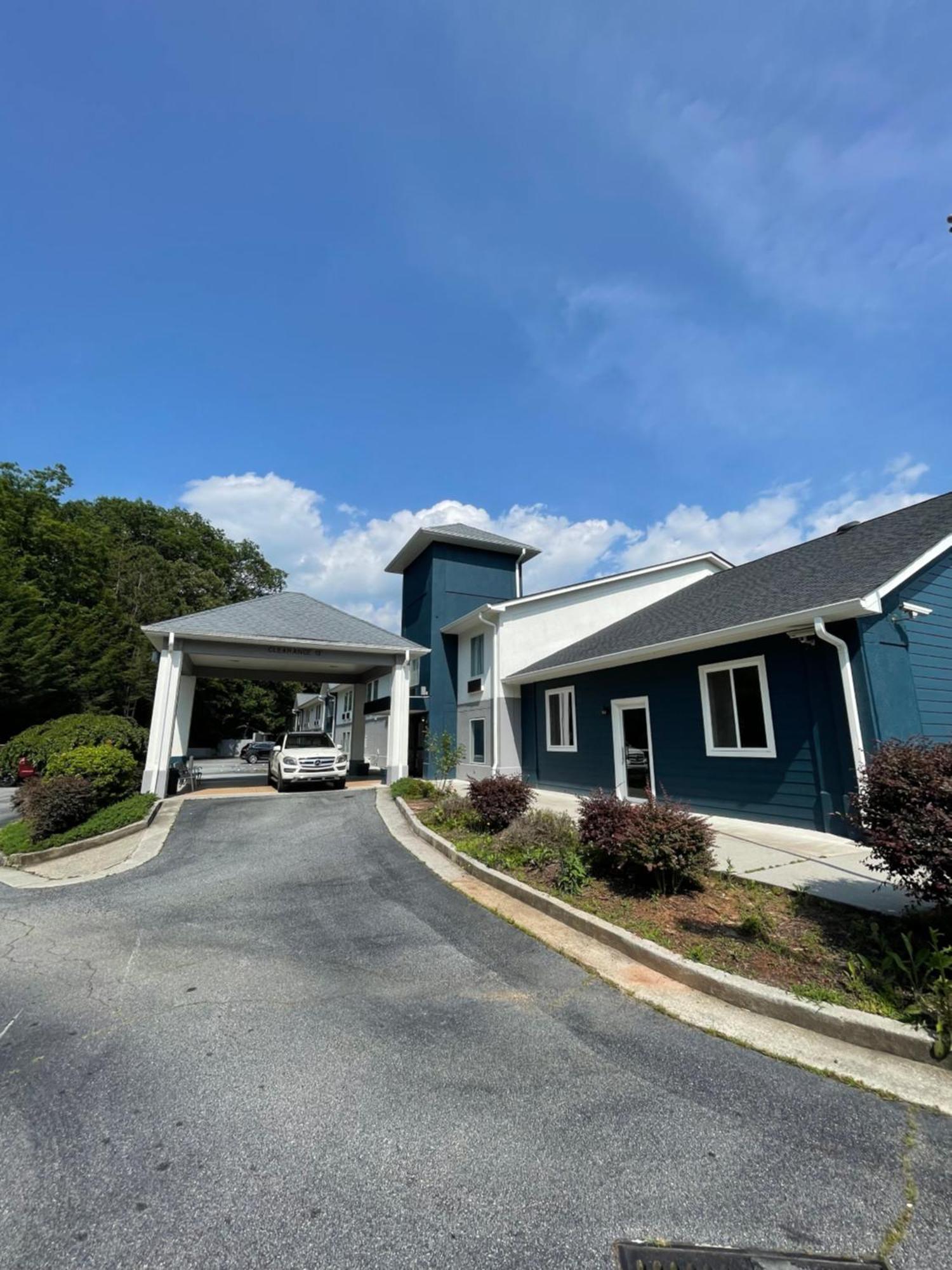 Clarion Pointe-Dillard Near Blue Ridge Mountains Hotel Buitenkant foto