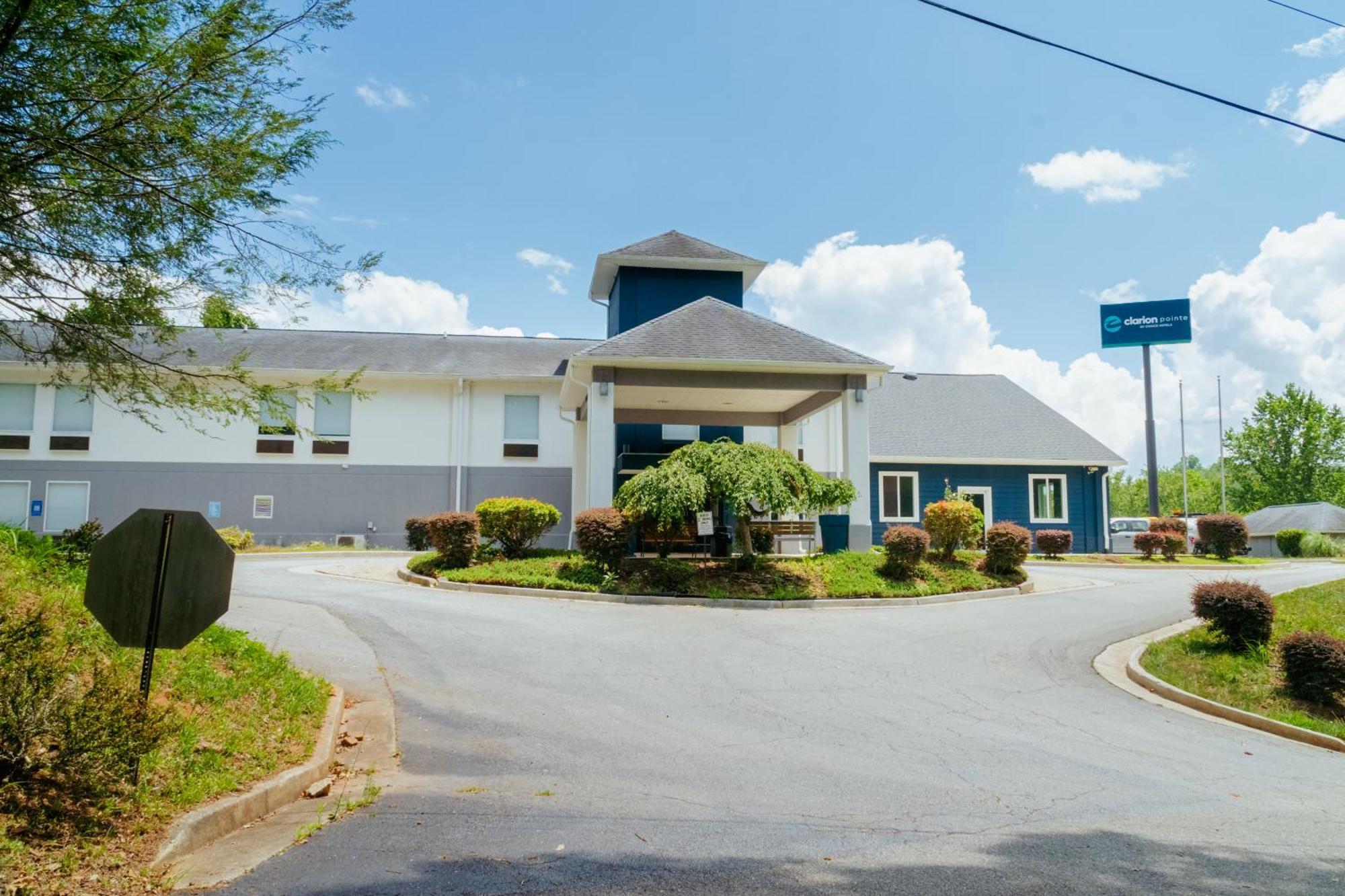 Clarion Pointe-Dillard Near Blue Ridge Mountains Hotel Buitenkant foto